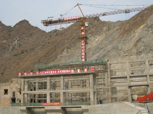 柴油發(fā)電機(jī)組使用前的一些準(zhǔn)備和日常檢查注意要點(diǎn)