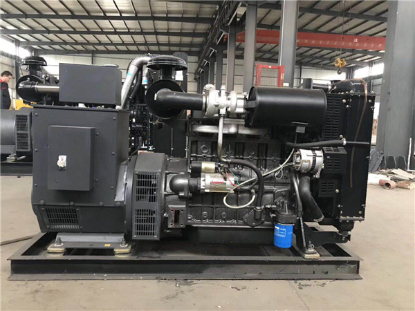 青島客戶定購(gòu)的50KW柴油發(fā)電機(jī)組，現(xiàn)以調(diào)試好，準(zhǔn)備發(fā)貨